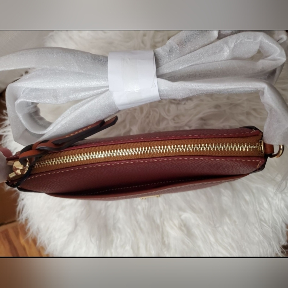 NEW Dooney & Bourke Wine Pebble Leather Pouchette Crossbody - Picture 4 of 8